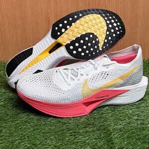 Nike ZoomX VaporFly Next% 3 White Sea Coral DV4130-101 Women's 10 / Men's 8.5